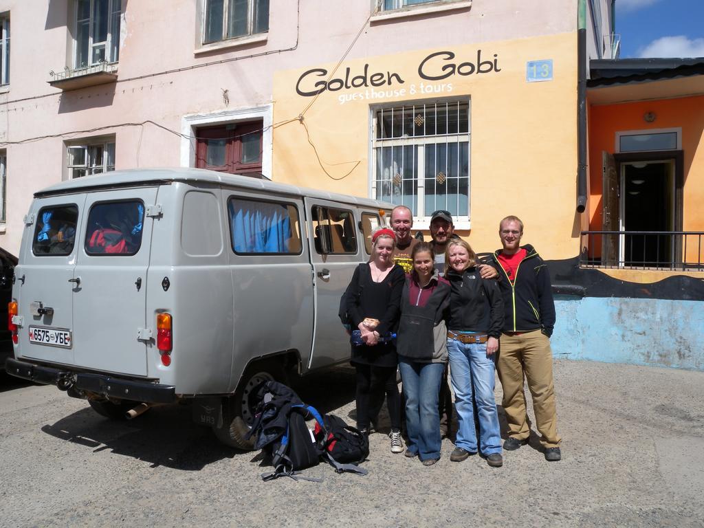 אולן בטור Golden Gobi Hostel & Tours מראה חיצוני תמונה