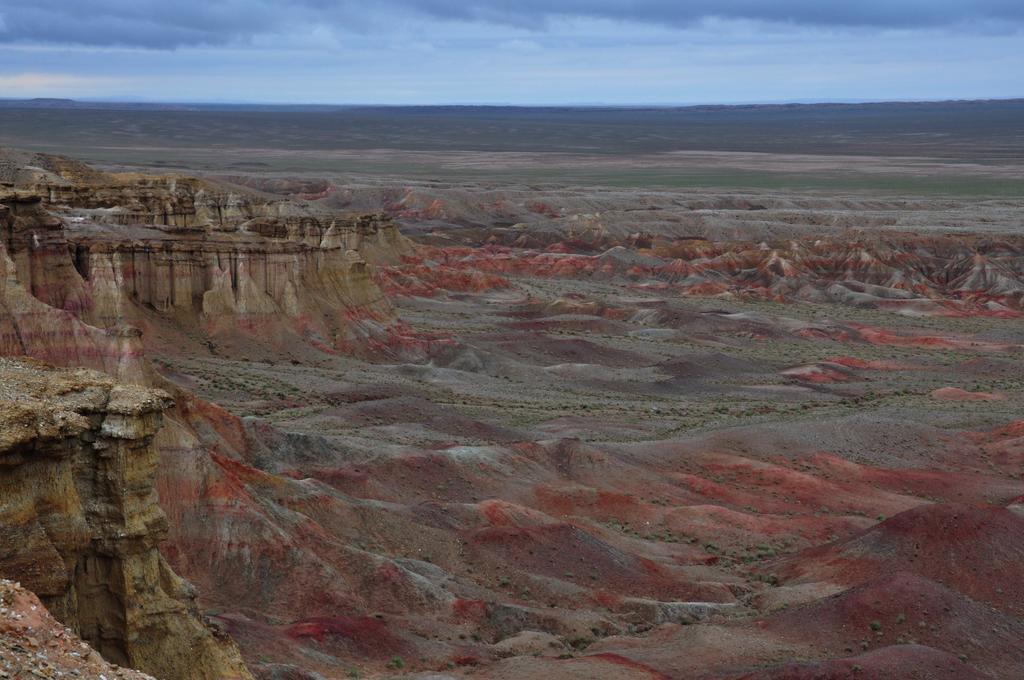 אולן בטור Golden Gobi Hostel & Tours מראה חיצוני תמונה
